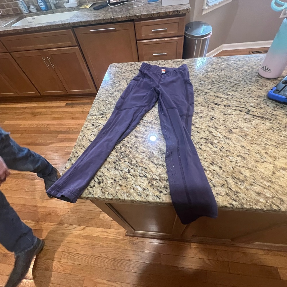 girls kerrit riding leggings - Picture 2 of 5